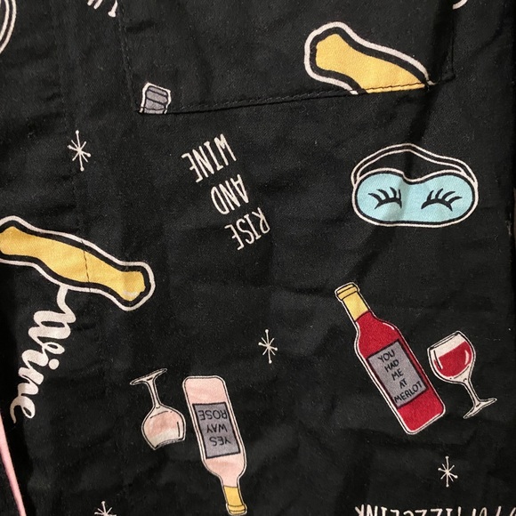 WINE ENTHUSIAST ‘Rise & Wine’ Night Shirt - Picture 4 of 4